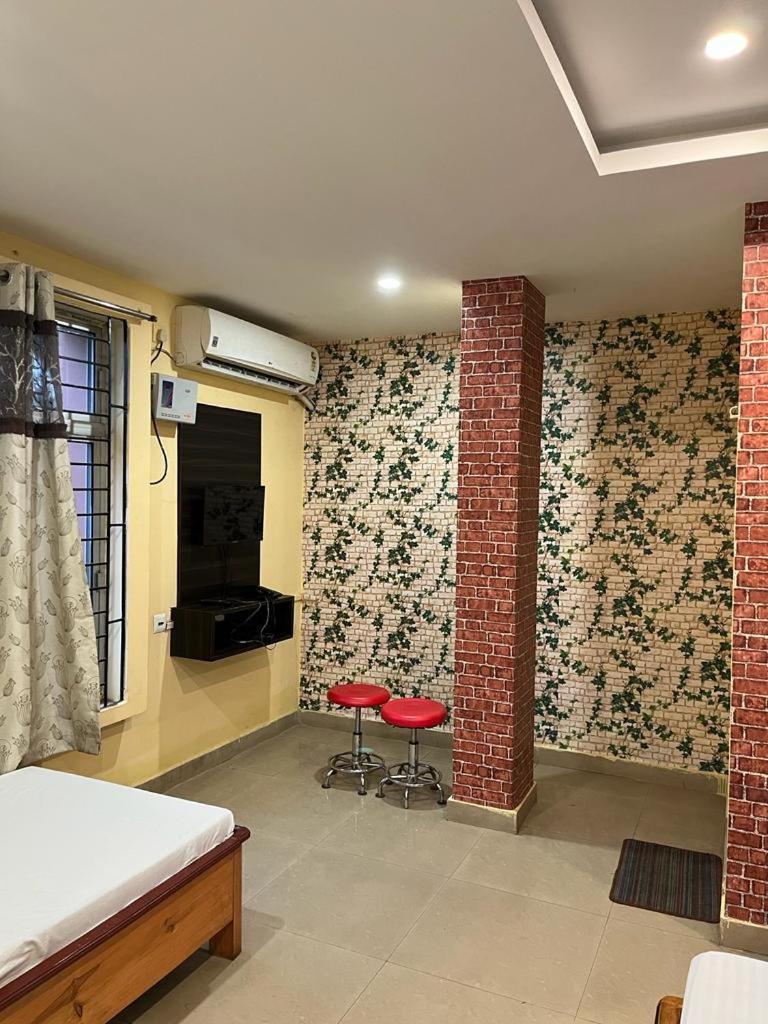 Hk Residency Otel Guwahati Dış mekan fotoğraf